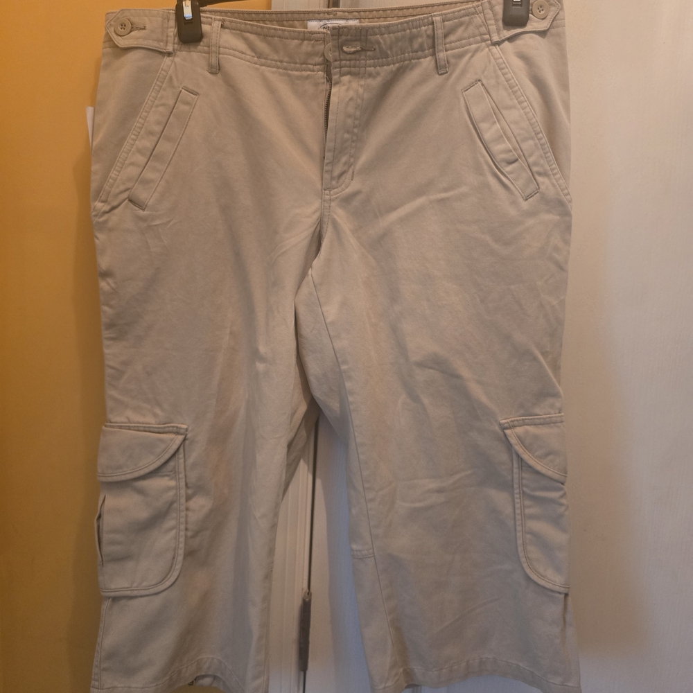 Old Navy Tan Cargo Capris